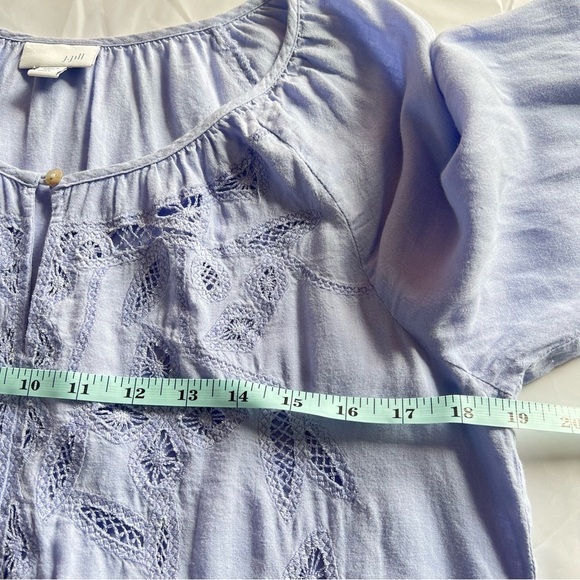 J. Jill Linen Scoop Neck w/ Button Closure Lace Cut out  3/4 Sleeve Blouse, XS - Picture 10 of 11